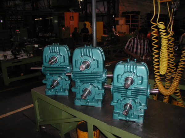 FU-FO Double Output Worm Gearbox